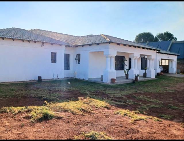 4 BEDROOM FREEHOLD FOR SALE IN HENLEY ON KLIP